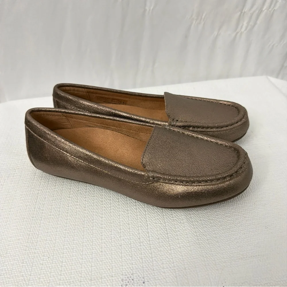 Vionic Debbie Metallic Flats Women’s Size 7.5 Comfort Shoes Slip On New